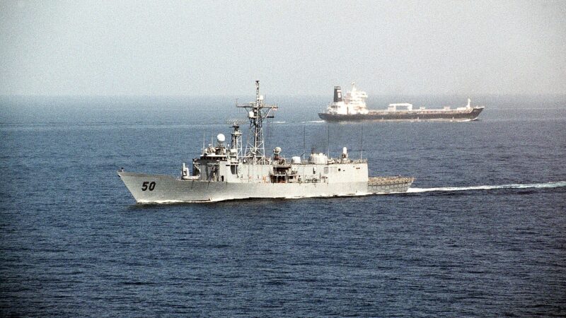 Hormuz Traffic Keeps Moving as Washington and Tehran Trade Claims Over the Strait