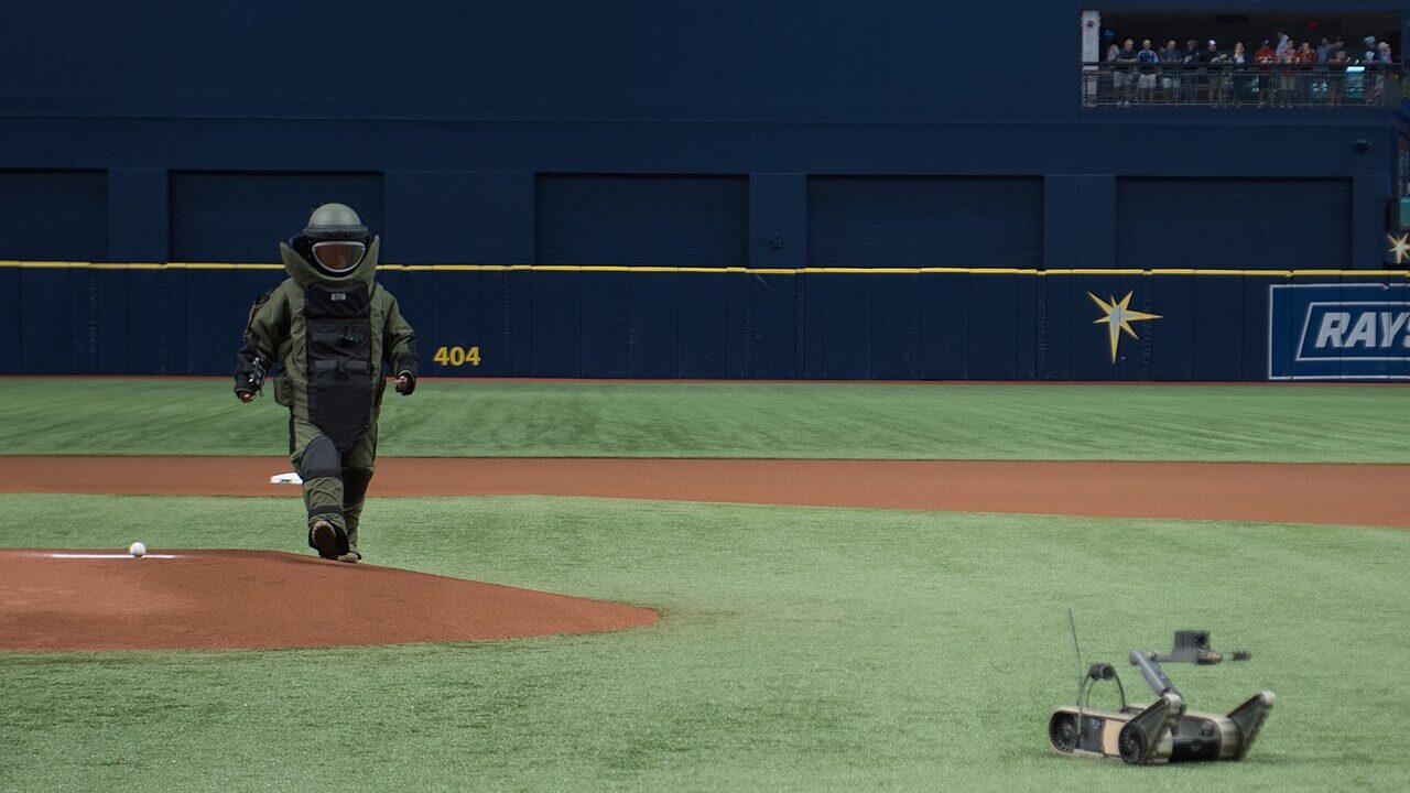 Rays Sweep the Yankees Away to Reach the ALCS