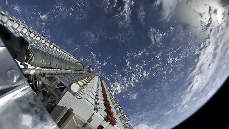 SpaceX's spectrum deal for Starlink Mobile sends carrier shares tumbling
